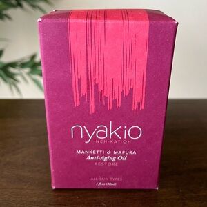 Nyakio Manketti & Mafura Anti-Aging Oil for All Skin Types - Restore - 1 fl. oz.